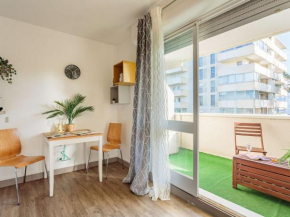 Studio moderne avec balcon et parking à Biarritz - FR-1-3-625